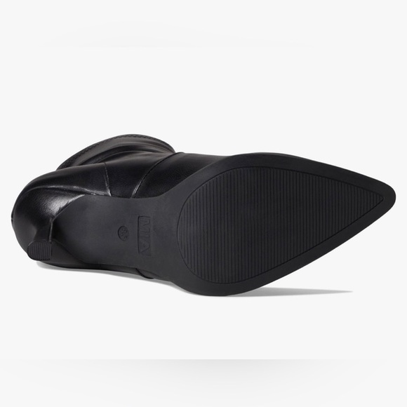 MIA BARBARA POINTED BLACK BOOTIES NEW SIZE 9 MEDIUM - Picture 3 of 12